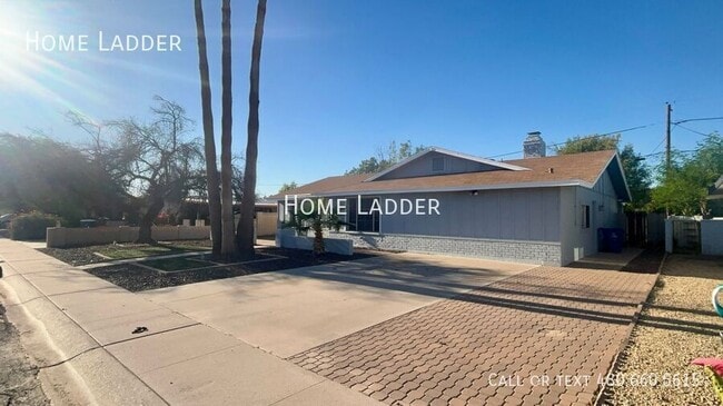 Photo - 1128 E Broadmor Dr