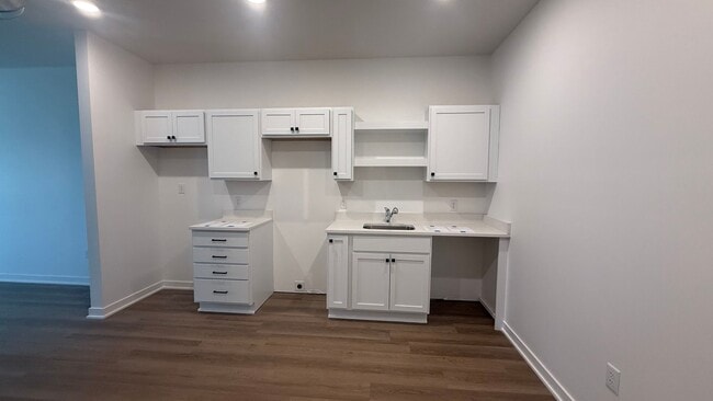 Photo - The Delaware - Luxury Apartment's in Mason...