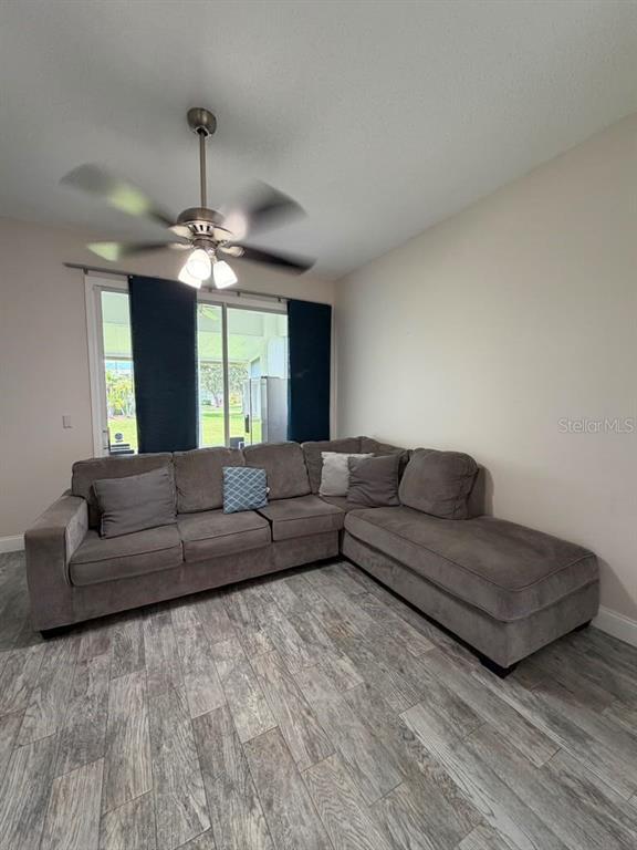 13121 Summerton Dr