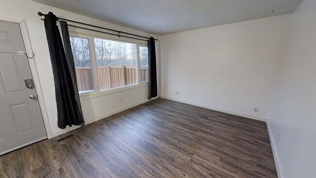 Photo - 7863 Cedarwood Park