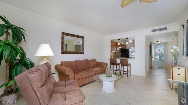 Building Photo - 1666 Osprey Ave Unit 204 Rental