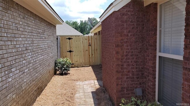 Photo - 8740 Lindsey Ln