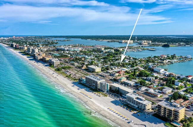Building Photo - Park Shore Suites Rental