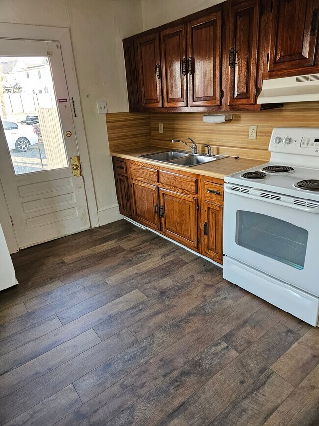 255 E 5th St Townhome Townhome Rental in Bloomsburg PA