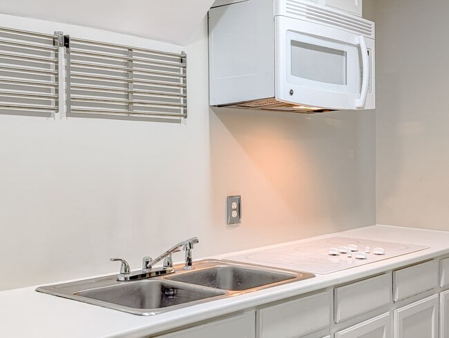 Photo - 8616 Hickory Ave Unit -