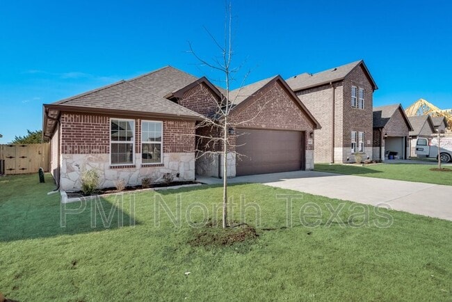 Photo - 8102 Grant Ln