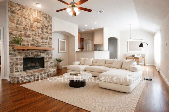 Photo - 436 Northbrook Ave