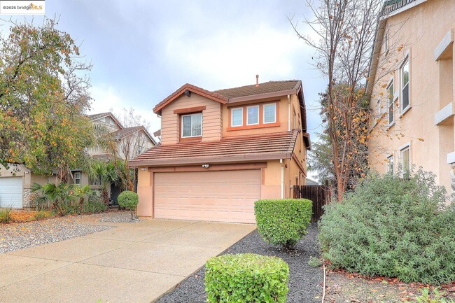 Photo - 220 Whispering Oaks Ct