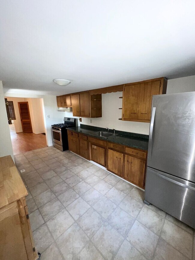 Photo - SPACIOUS 2 or 3 BEDROOM HOME IN THE HEART OF BLOOMFIELD!