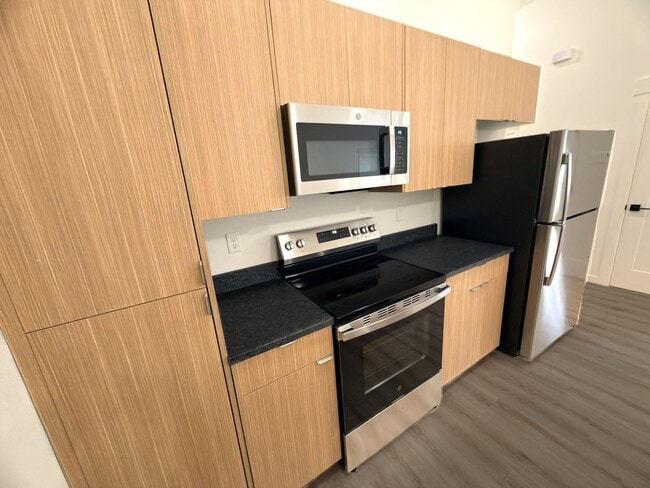 Photo - 37th Court Duplex Unidad 1180