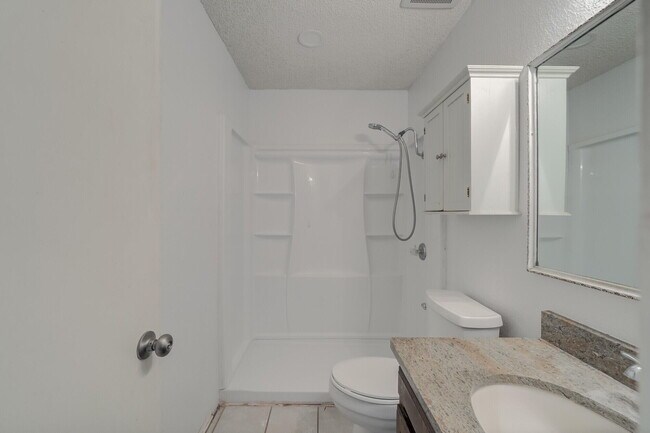Photo - 5403 12th St