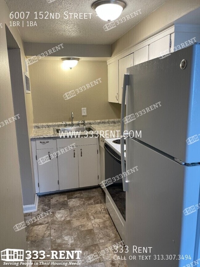 Photo - 6007 E 152nd St Unidad A