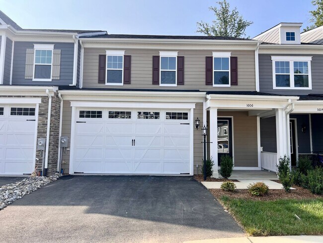 Photo - 1606 Koch Ct