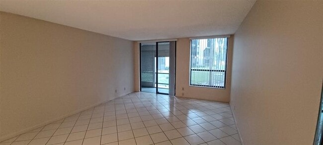 Photo - 6751 N University Dr Unit 124