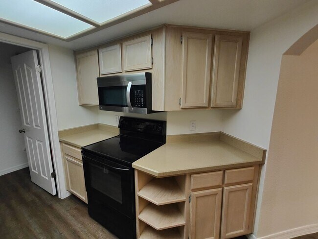 5104 N 32nd St Unit 214