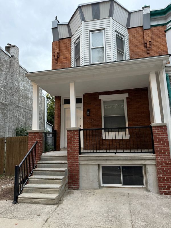 Photo - 5030 Parrish St