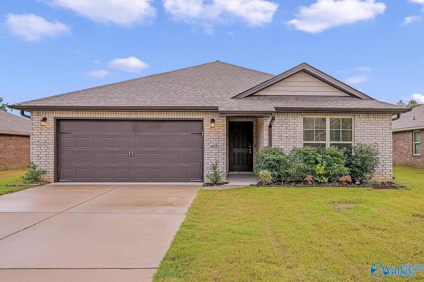 Photo - 603 Annabelle Ln NW