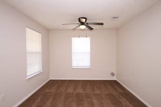 3BR Pensacola Home Near Blue Wahoos Stadium & Fenced Backyard!