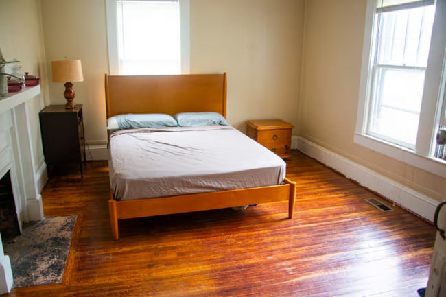 Photo - 211 W Geer St