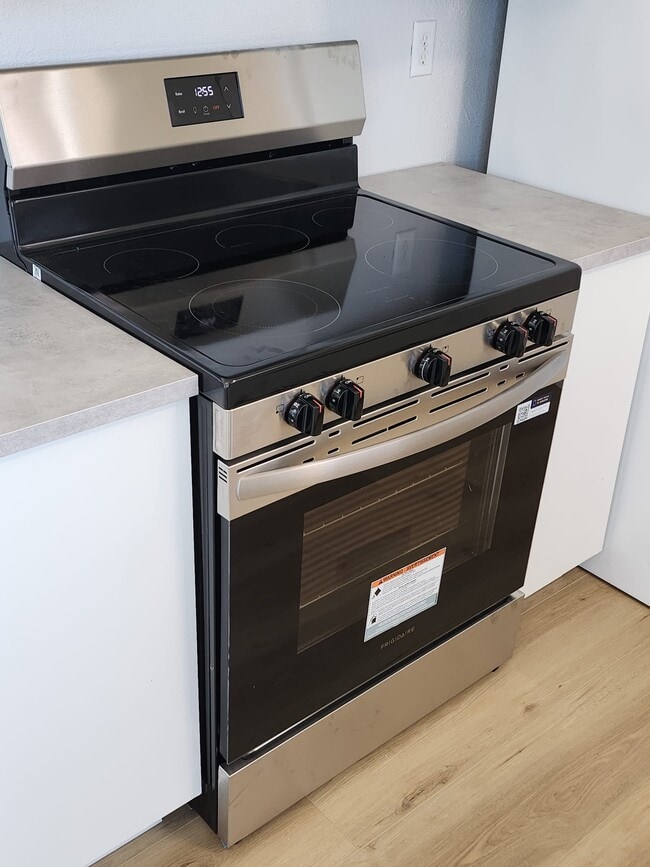 Building Photo - 3213 Joann Way Unit D