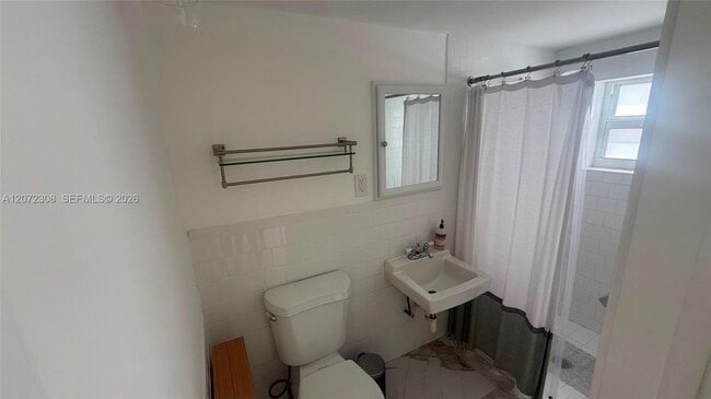 Photo - 52 NE 51st St