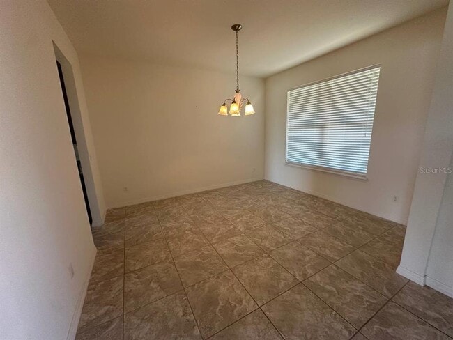 Photo - 3877 Mount Vernon Way