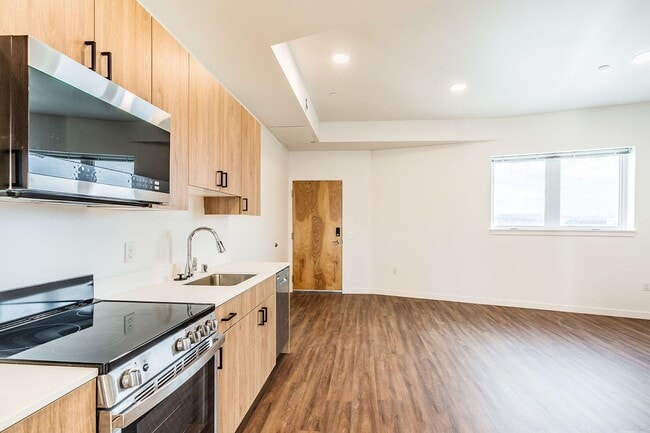 Photo - Atrium Court