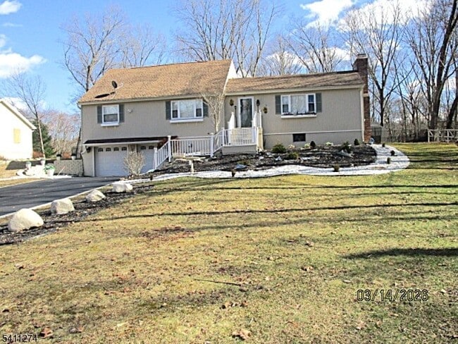 Building Photo - 306 Wagon Wheel Rd