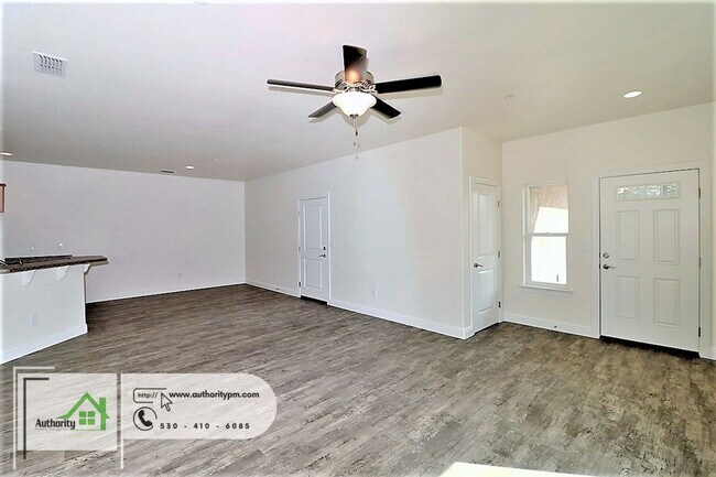 2530 Rainbow Ln
