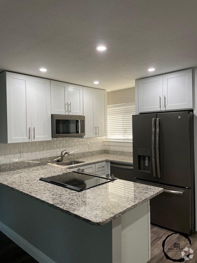 Building Photo - 232 Orienta Point St Unit 232 Rental