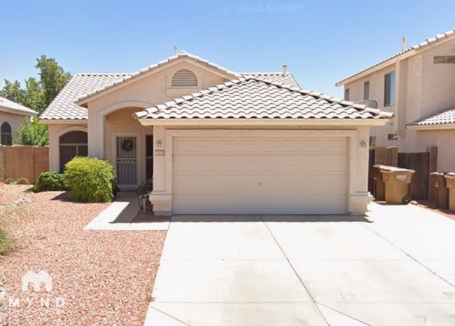 Building Photo - 8255 W Eugie Ave