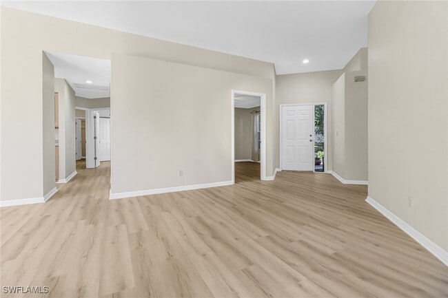 Photo - 2663 Aft Ave