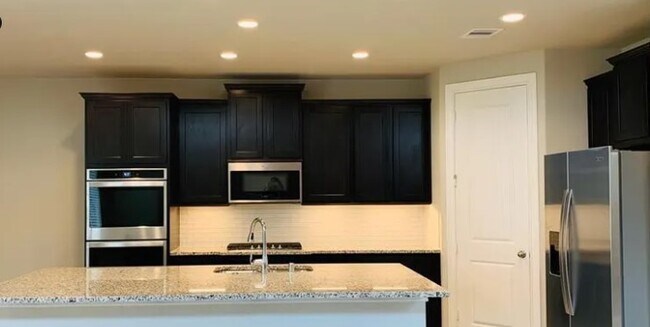 Photo - 2251 Green Kale Dr