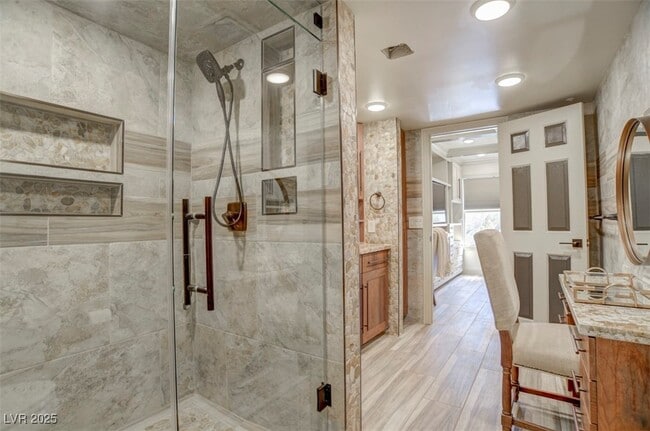 Building Photo - 555 E Silverado Ranch Blvd Unit 2110