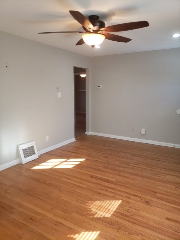 Photo - 2457 Shannon Ave