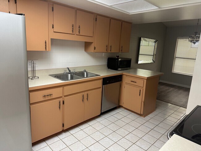 Photo - 3852 NE 19th Street Cir