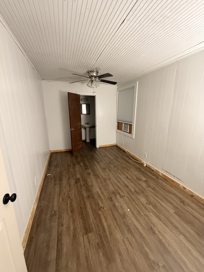 Photo - 204 S Birch St