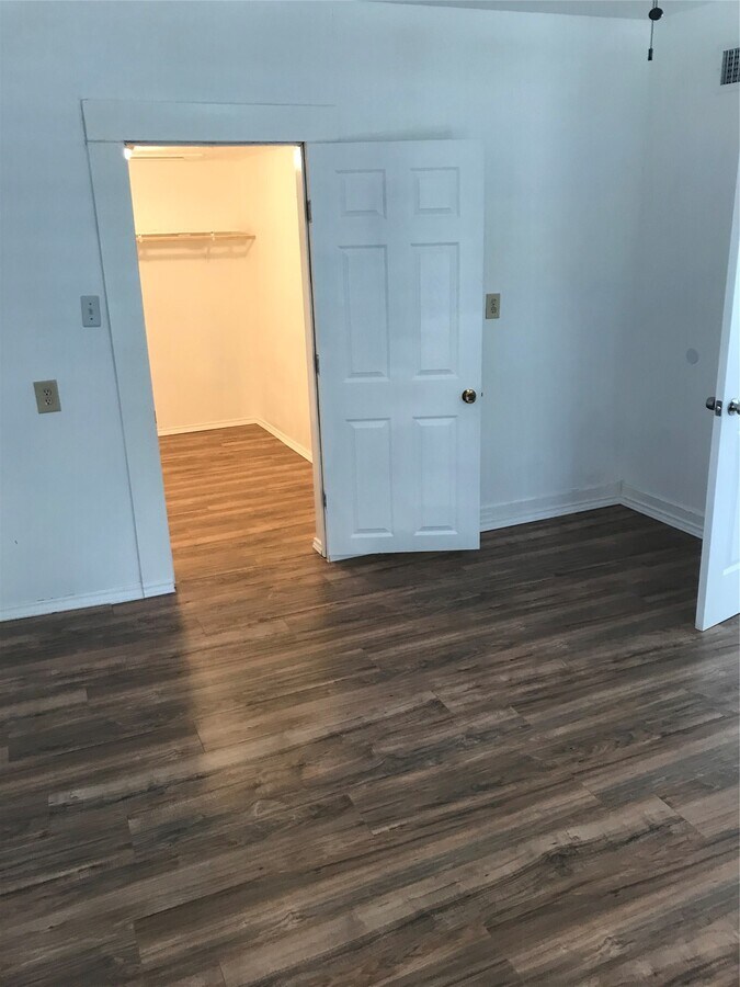 Photo - 2909 Sam Houston Ave