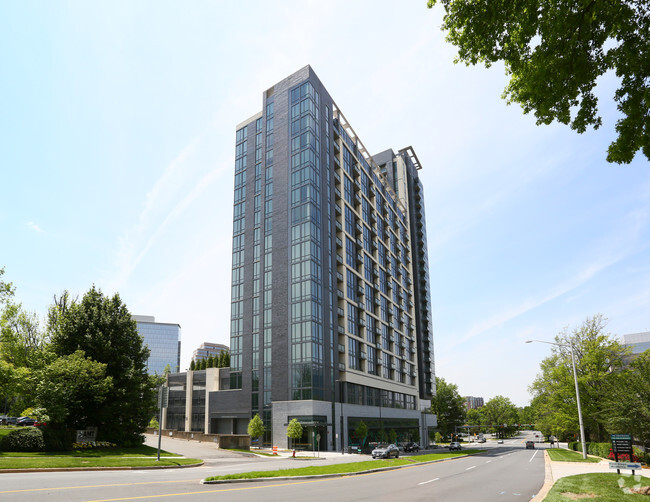 Building Photo - Nouvelle Rental