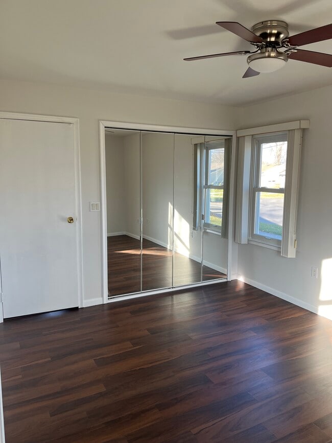 Photo - 27621 Long St