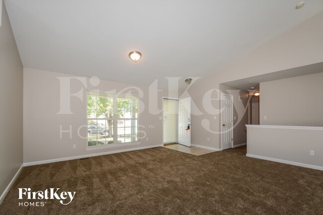 Photo - 310 Rustic Oaks Dr