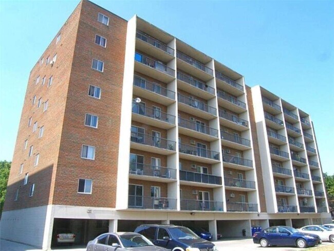 Photo - Gemini Towers Apartments