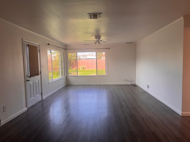 Photo - 2321-2321 Pamela Ln Unidad 2321