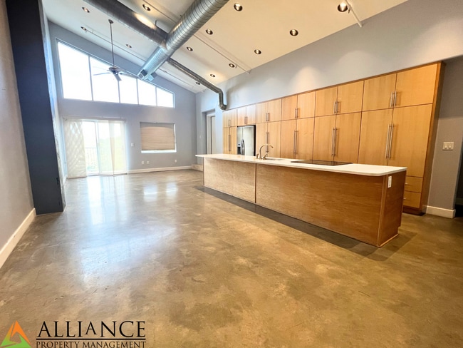 Photo - Maintenance Free Living ~ Close to KSU & Aggieville ~ Pet Friendly