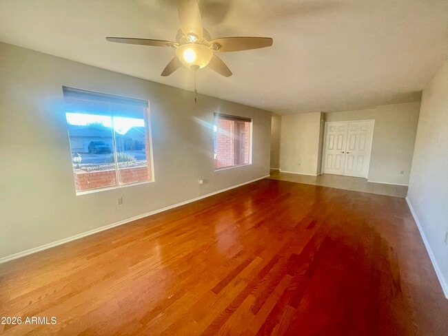 Photo - 508 E Angela Dr