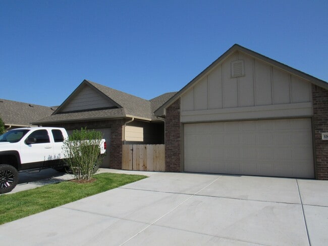 Building Photo - 1509 N Nickelton St