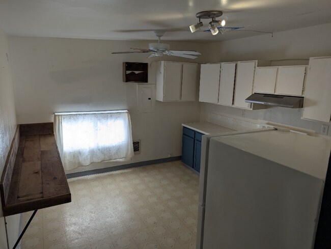 Photo - 1717 SE Clatsop St Unidad B