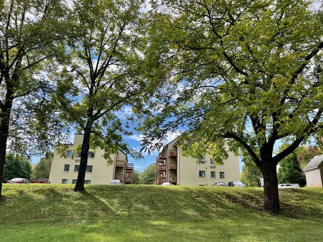 Photo - 1000 Linden Ave