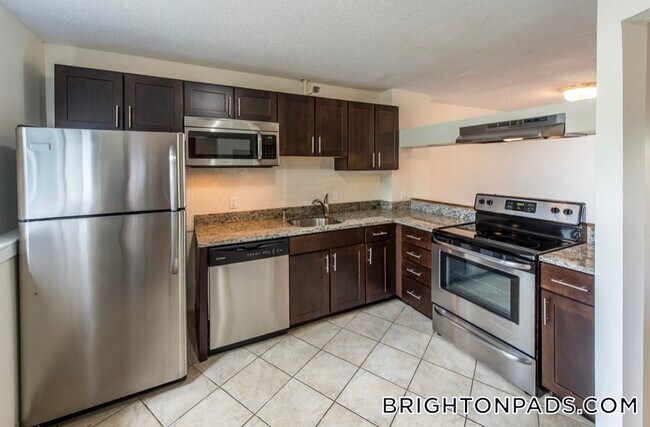 Photo - 152 N Beacon St Unit A2