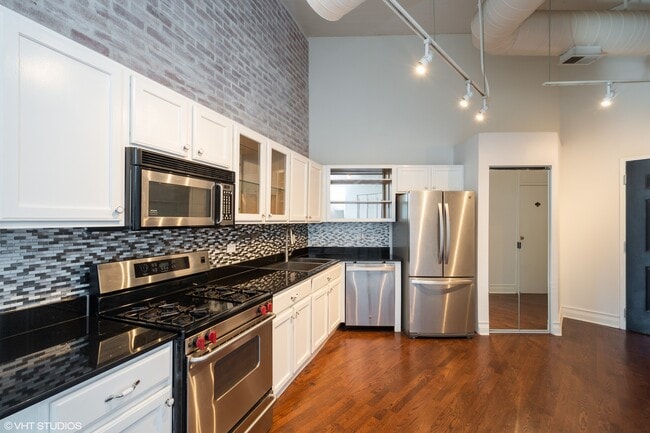 Photo - 1019 W Jackson Blvd Unit 3K